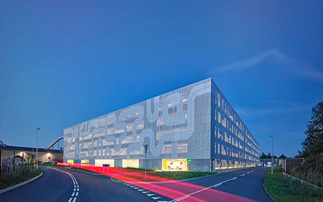 insight-lego-parking-01