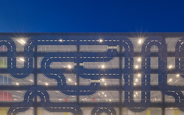 insight-lego-parking-02